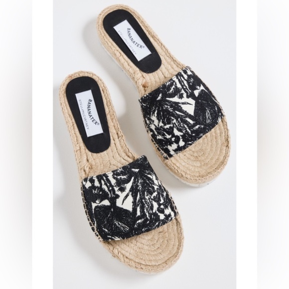 Stella McCartney Gaia Embroidered Mushroom Slides - Picture 3 of 3